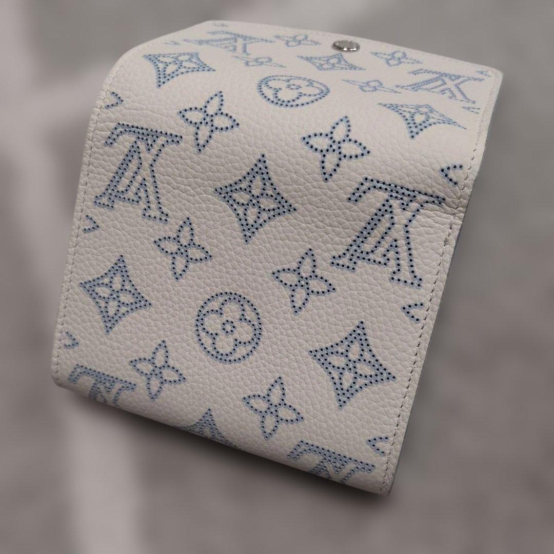 Louis Vuitton Bifold Wallets