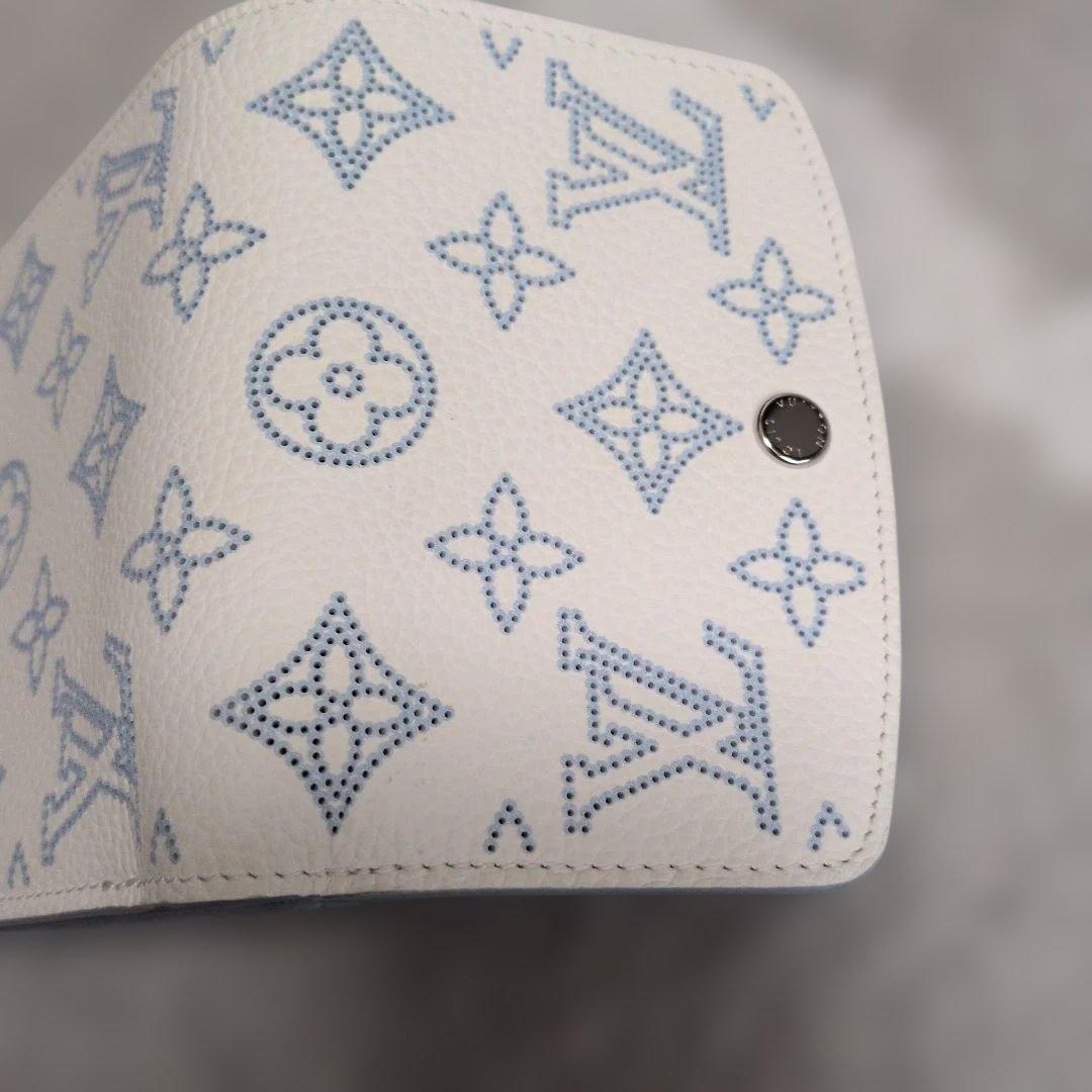 Louis Vuitton Bifold Wallets