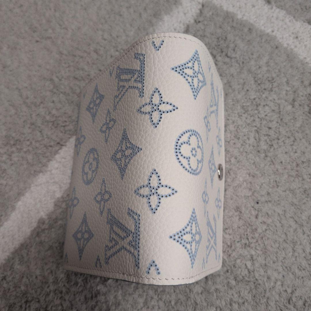 Louis Vuitton Bifold Wallets