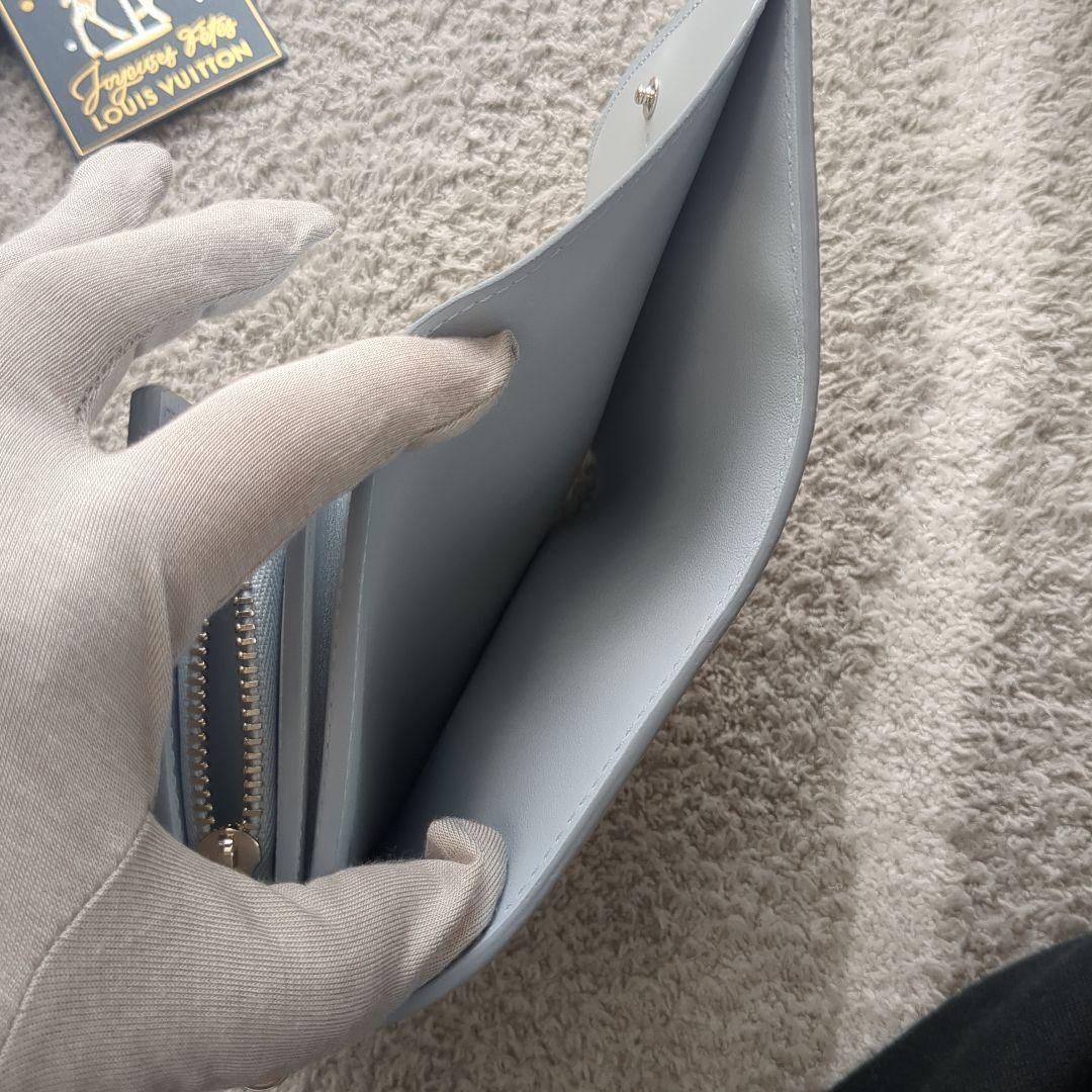 Louis Vuitton Bifold Wallets