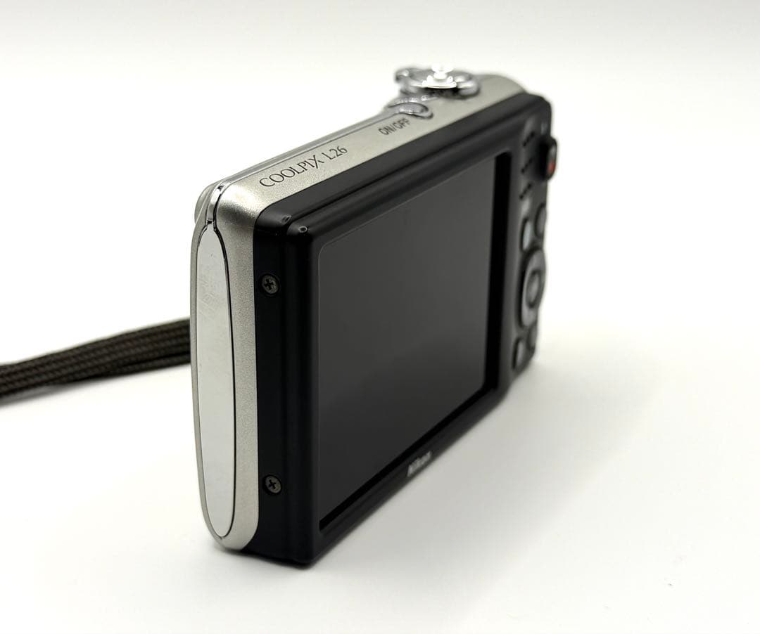 Compact Digital Cameras Nikon Coolpix L26