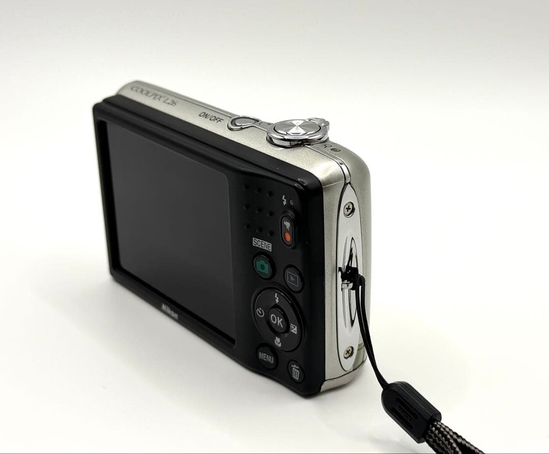 Compact Digital Cameras Nikon Coolpix L26