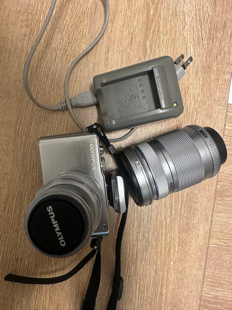 Olympus Mirrorless Interchangeable Lips 40-150Mm
