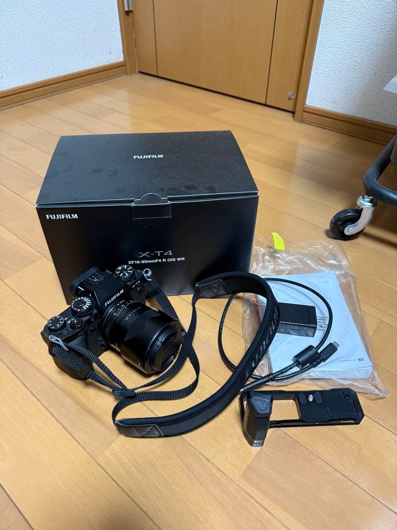 Fujifilm Mirrorless Interchangeable Lens Cameras X-T4