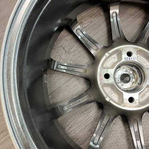 Hot Stuff 16 Inches Bridgestone 215/60R16 #425S40925