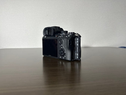 Mirrorless Interchangeable Lens Cameras Sony 7 Iii