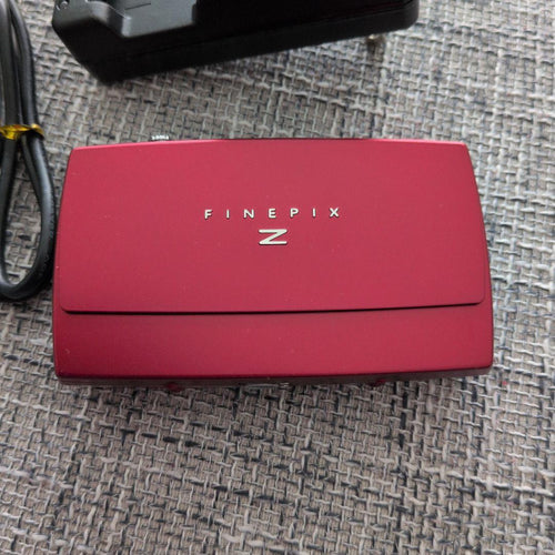 Fujifilm Compact Digital Cameras Finepix Z2000Exr