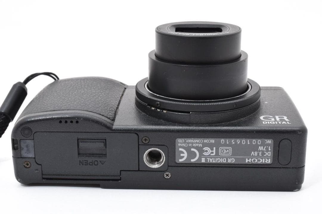 Compact Digital Cameras Ricoh Gr Iii 3