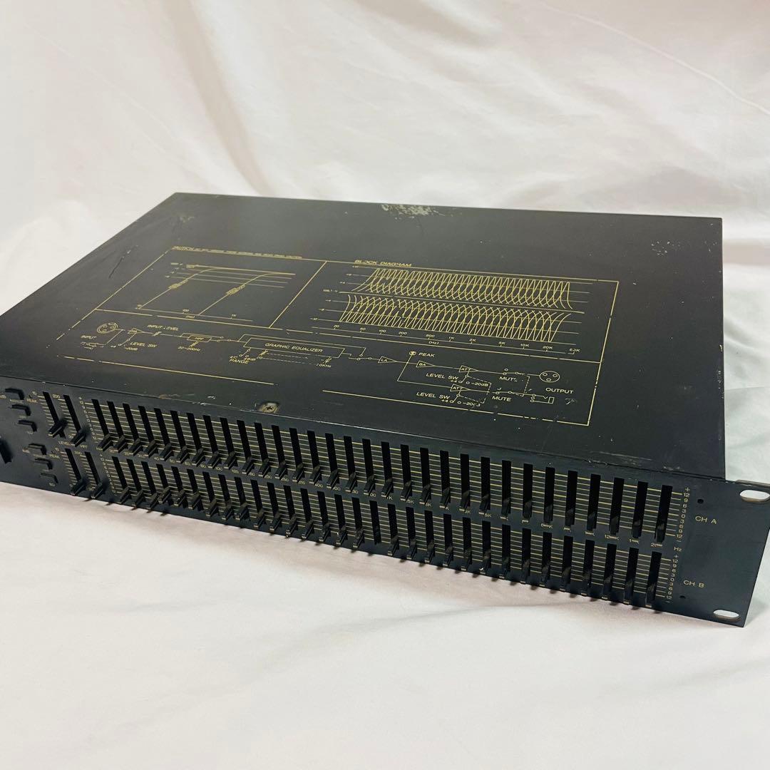 Equalizer Yamaha Q2031A