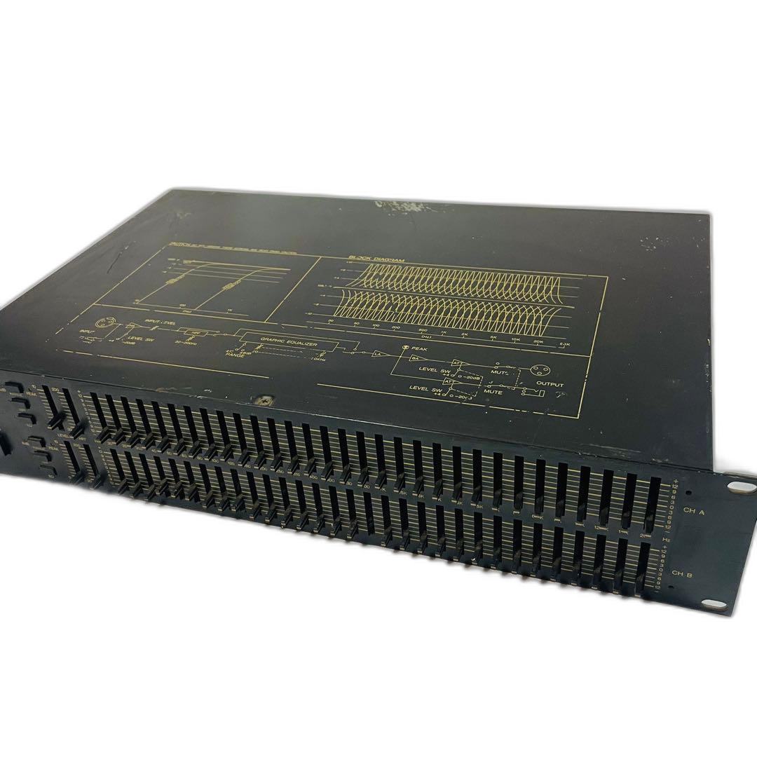 Equalizer Yamaha Q2031A