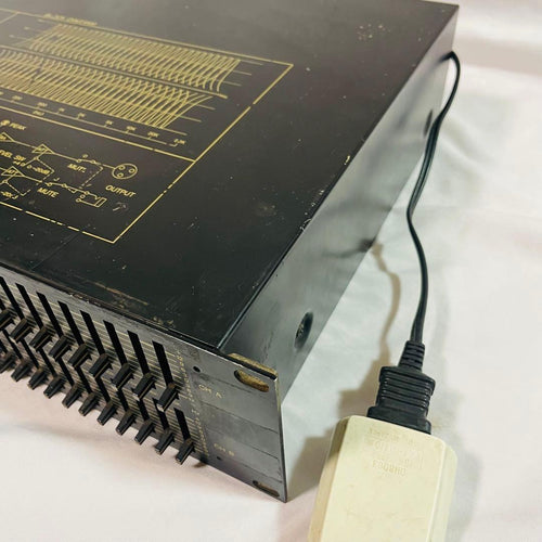 Equalizer Yamaha Q2031A