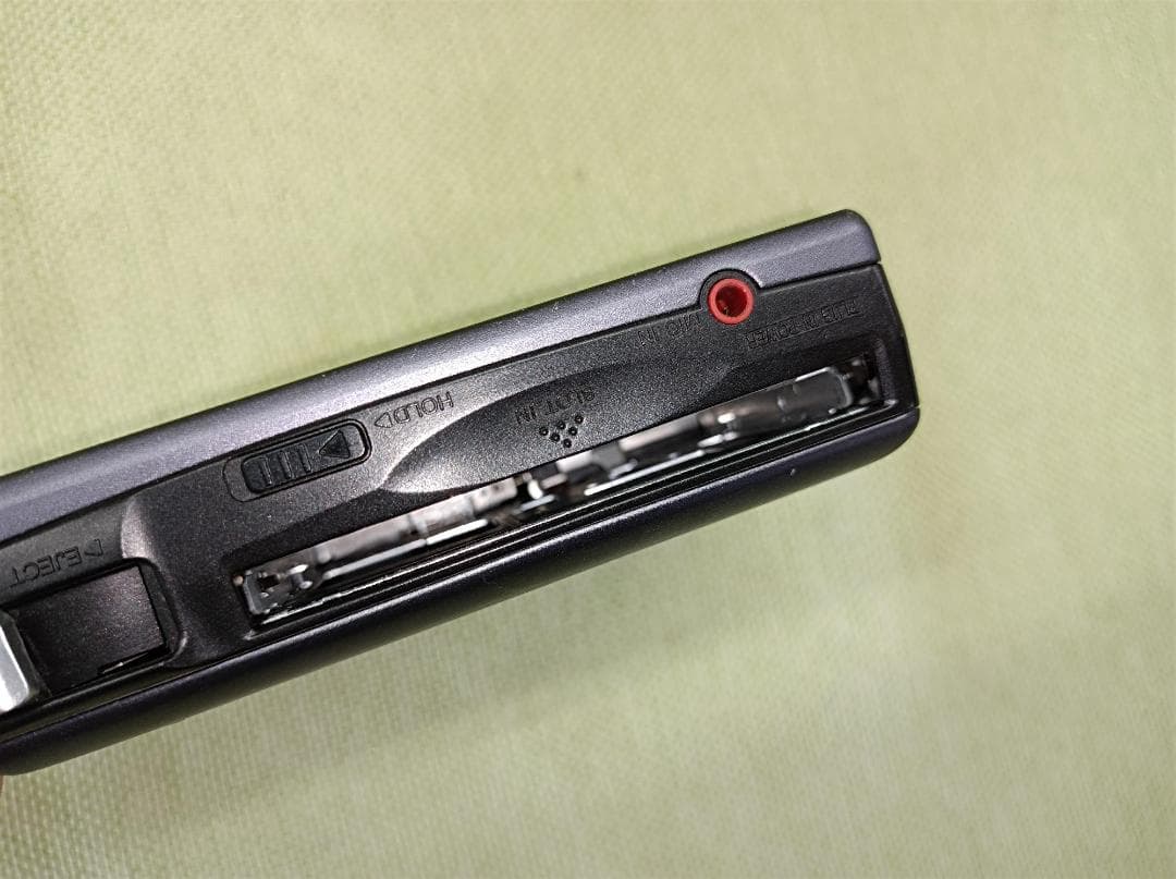 Kenwood Portable Md Player Pcslc Dmc-F5-R