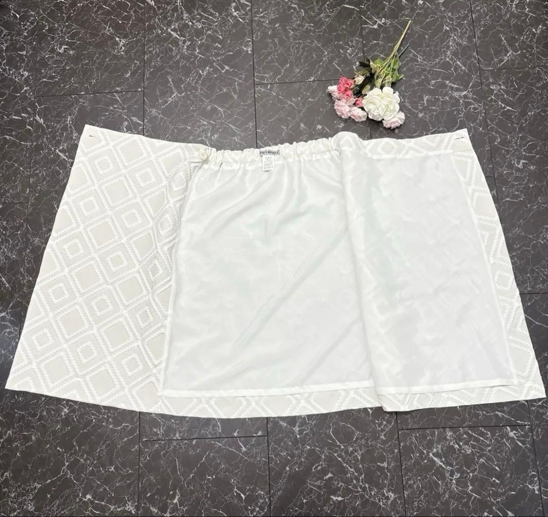 Issey Miyake Tight Skirts