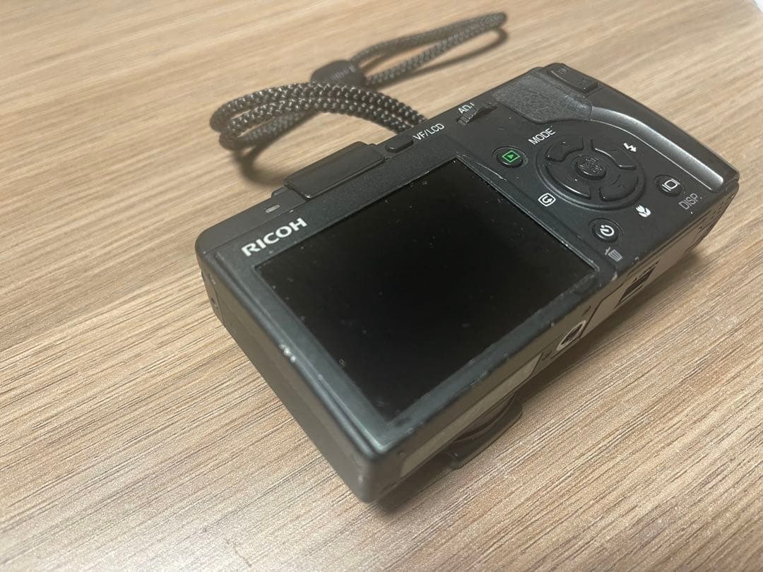 Compact Digital Cameras Ricoh Caplio Gx100