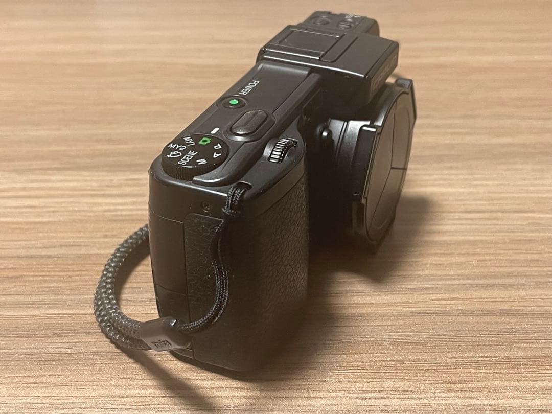 Compact Digital Cameras Ricoh Caplio Gx100