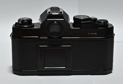 Nikon Slr Camera (Film) Newfm2