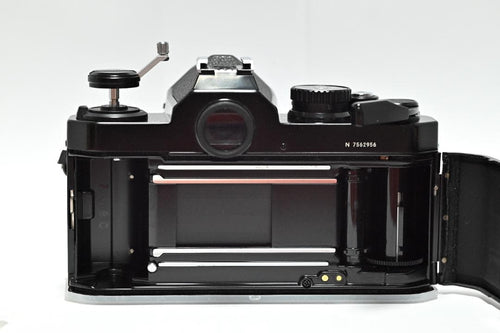 Nikon Slr Camera (Film) Newfm2