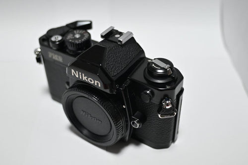 Nikon Slr Camera (Film) Newfm2