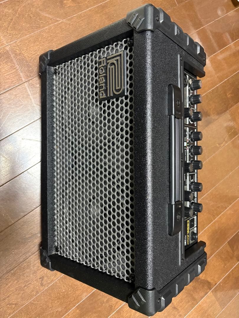 Roland Guitar Amplifiers