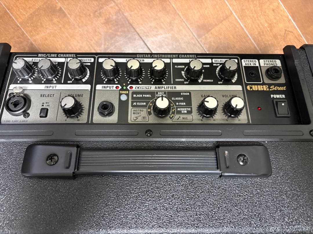 Roland Guitar Amplifiers