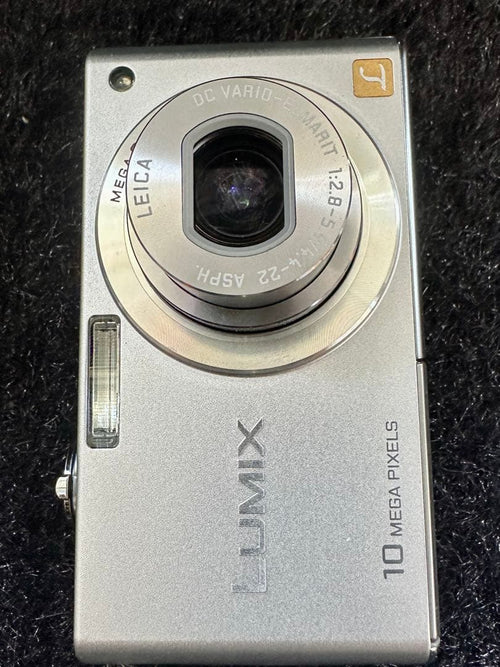 Compact Digital Camera Lumix Dc Vario 10Mp