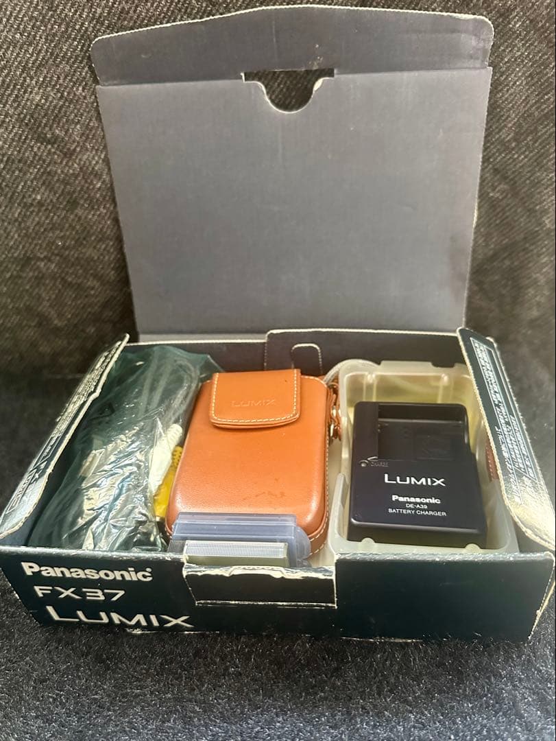 Compact Digital Camera Lumix Dc Vario 10Mp