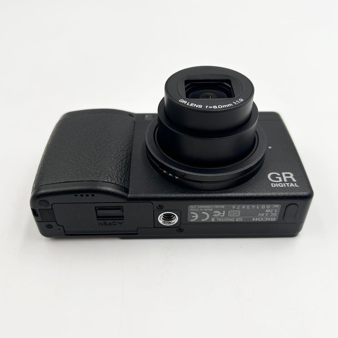 Compact Digital Camera Ricoh Gr Iii