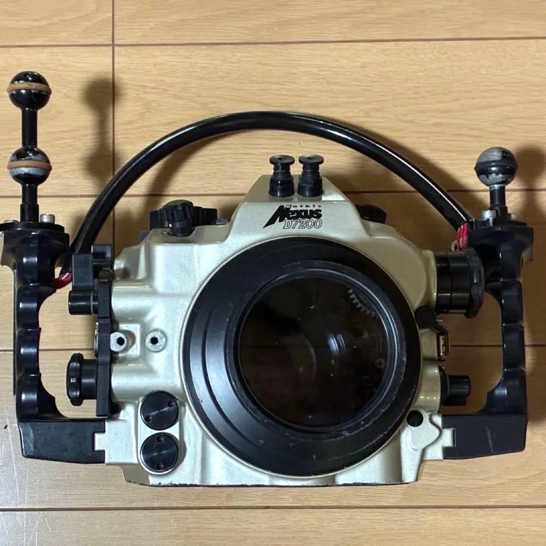 Nikon Underwater Camera Equipment D7200