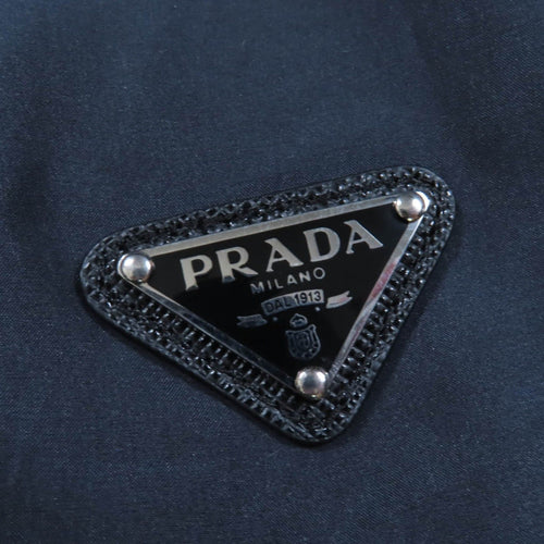 Prada Short Pants, Shorts 2021 P218G 100 38 (Color)