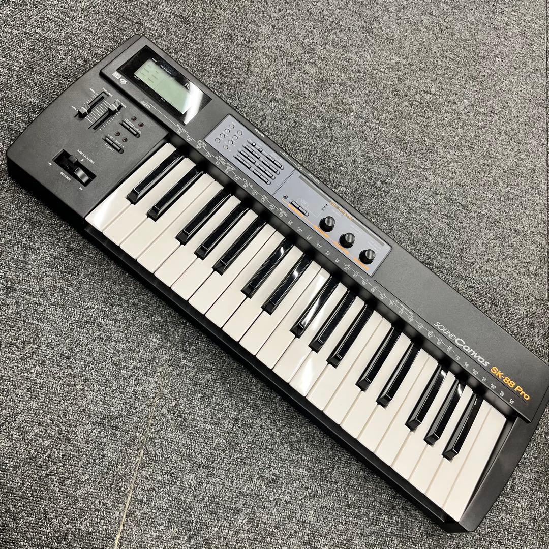 Roland Analog Synthesizer 11962 Sound Canvas Sk-88 Pro