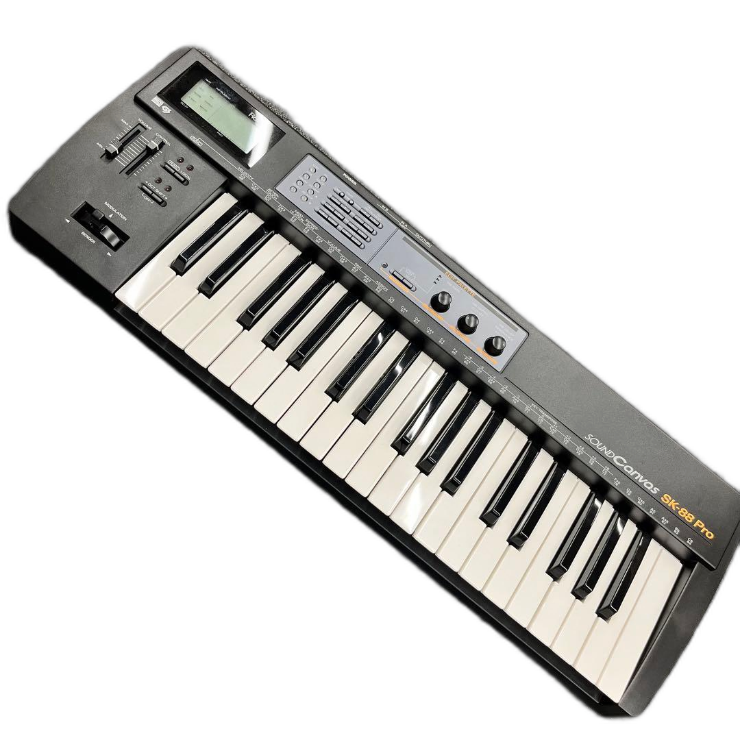 Roland Analog Synthesizer 11962 Sound Canvas Sk-88 Pro
