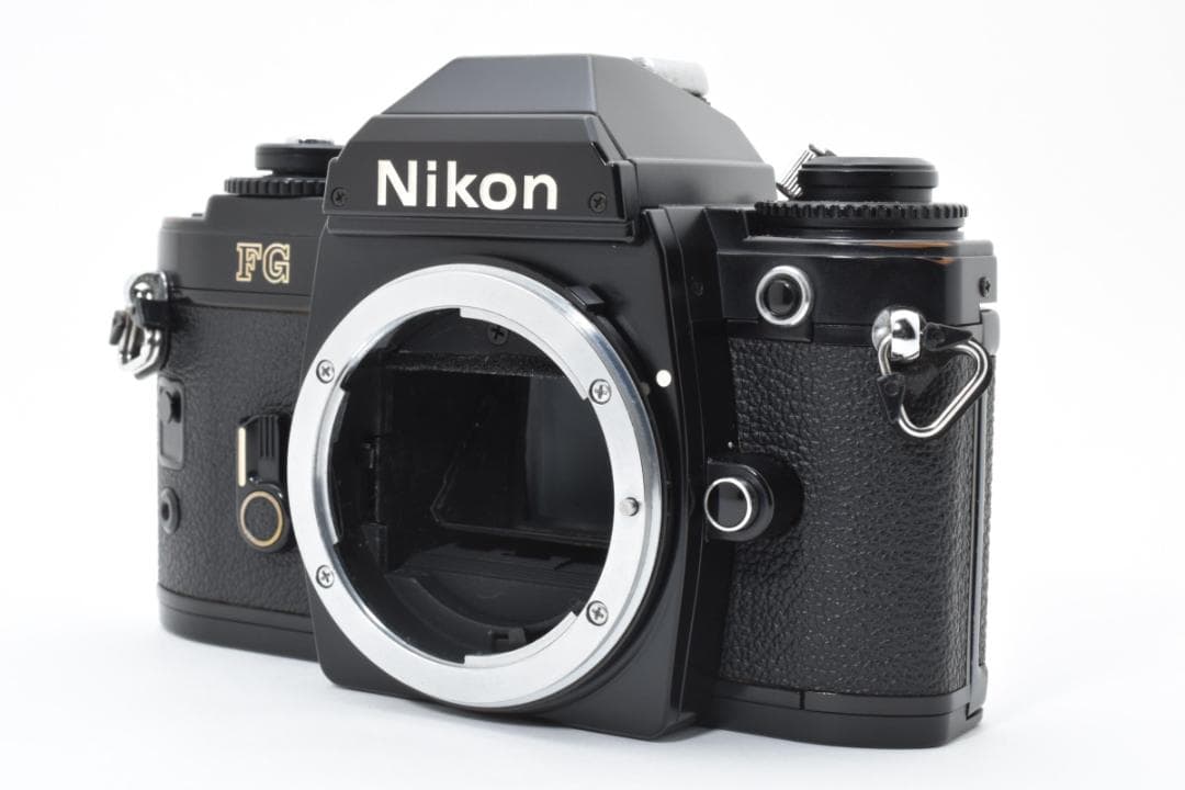 Nikon Slr Camera (Film) Fg H021
