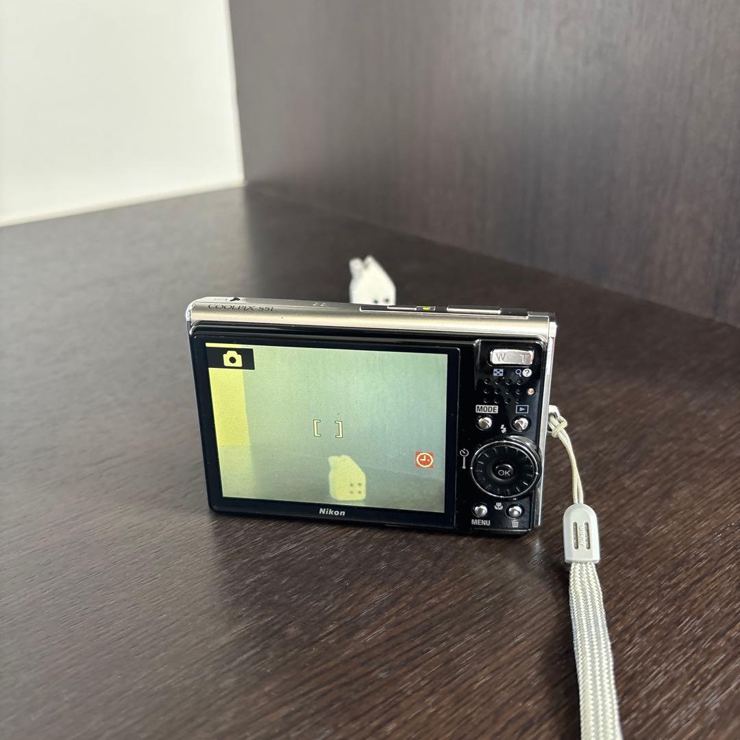Nikon Compact Digital Camera Coolpix S51