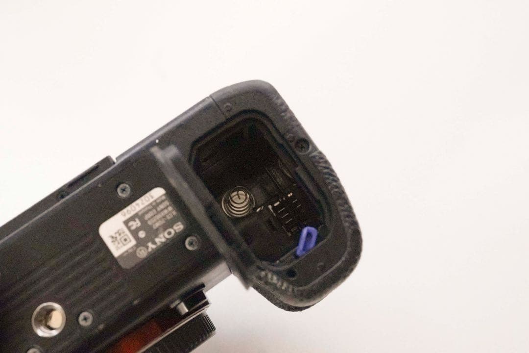 Sony Digital Slrs 3 7S Ii
