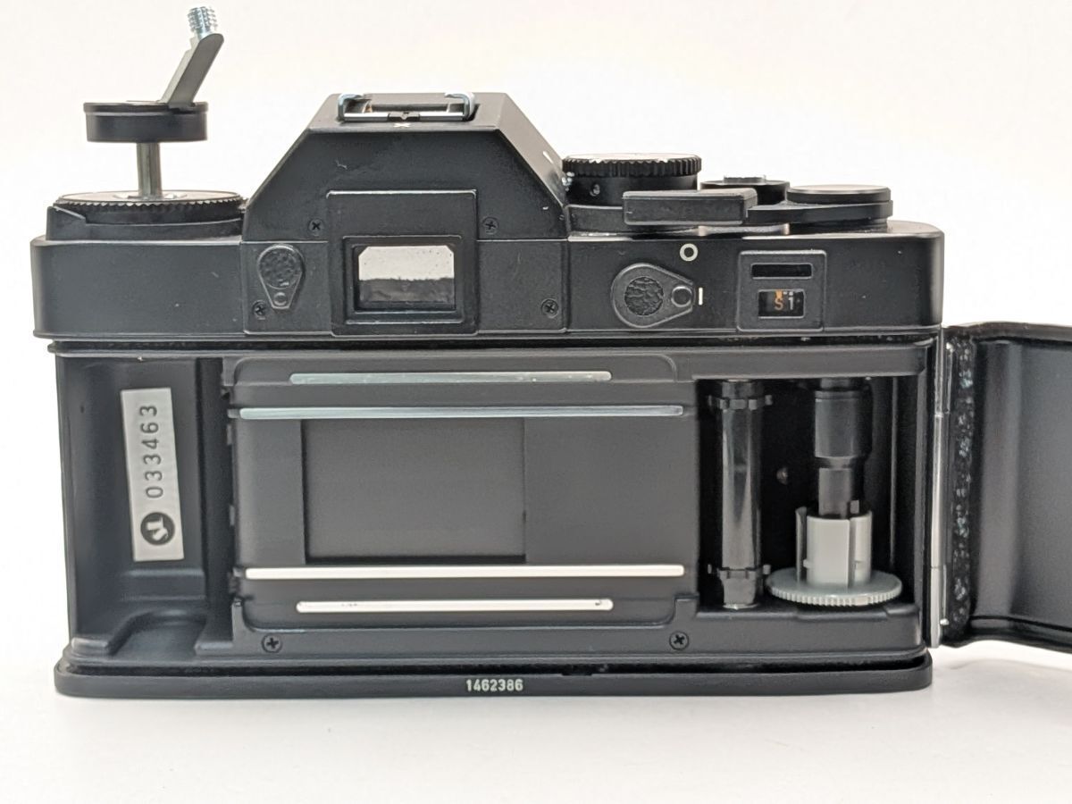 Slr Camera (Film) Leica R3 Electronic Portugal Leitz #561708_19_12