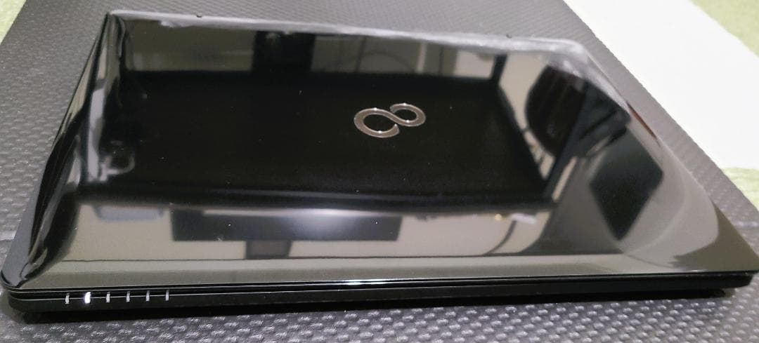Fujitsu Windows Laptops Lifebook 15.6 4 Ssd512 8