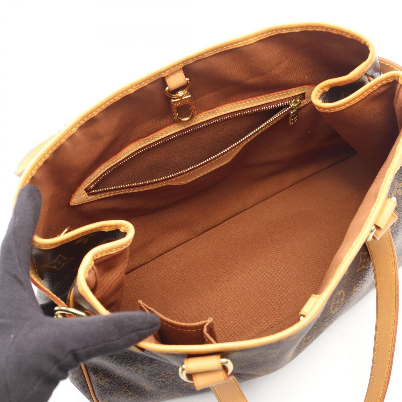 Louis Vuitton Shoulder Bag