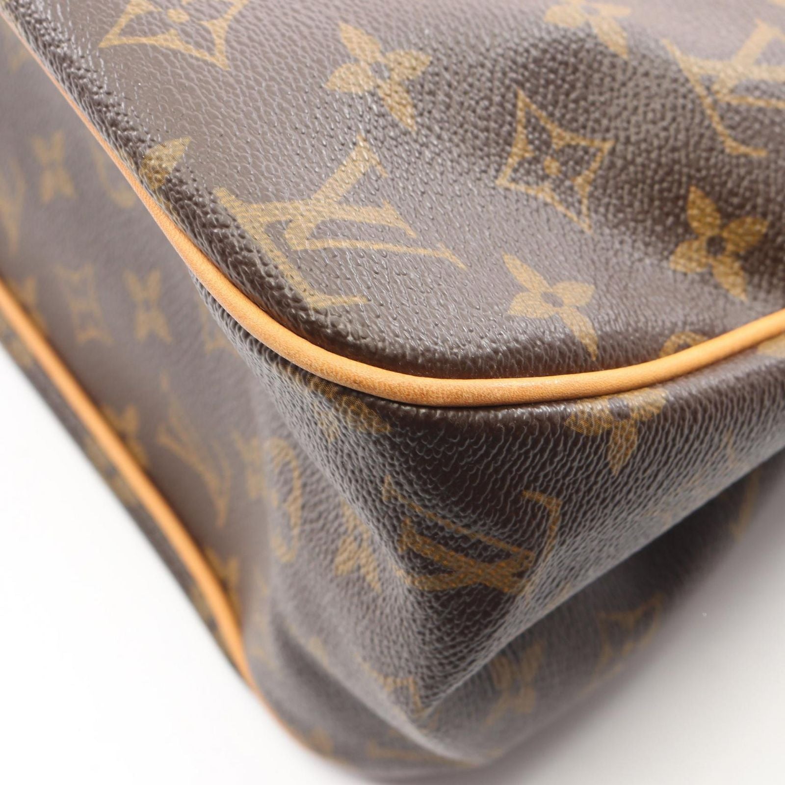 Louis Vuitton Shoulder Bag