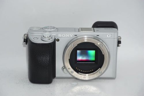 Mirrorless Interchangeable Lens Cameras Sony 6400