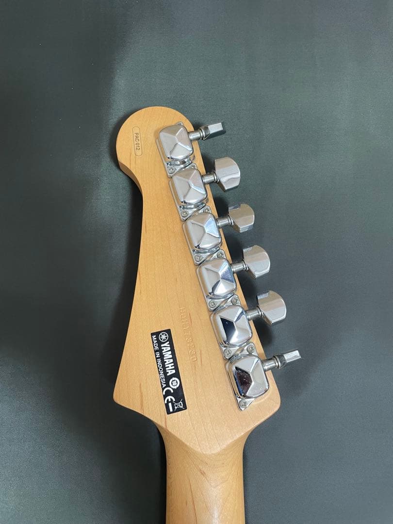 Yamaha Electric Guitars Pacifica Pac 012