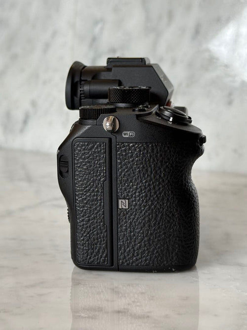 Mirrorless Interchangeable Lips Sony 7R Iii Ilce-7Rm3 Fe 28-70