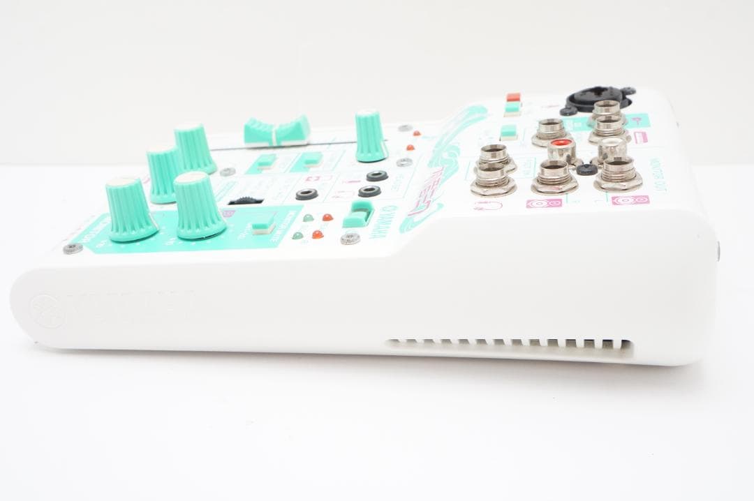 Yamaha Audio Interfaces Ag03-Miku