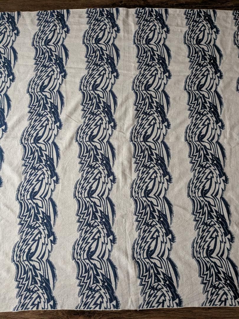 Undercover Stoles Shawls 2002Ss Haze