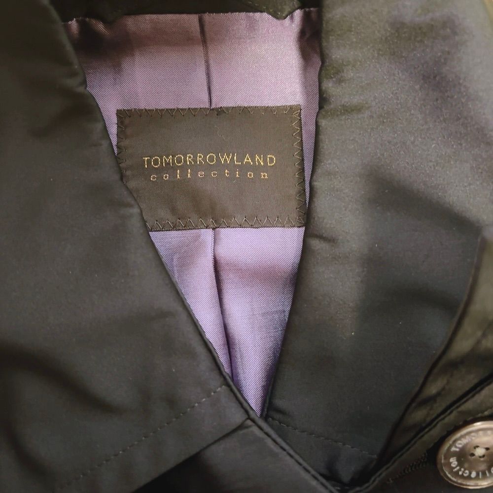 Tomorrowland Others 38 850198