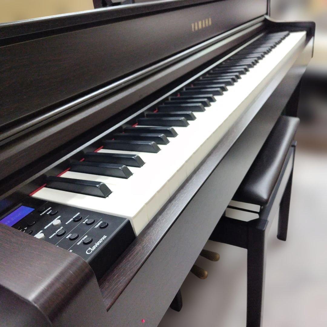 Yamaha Keyboards Digital Pianos Clp-635R