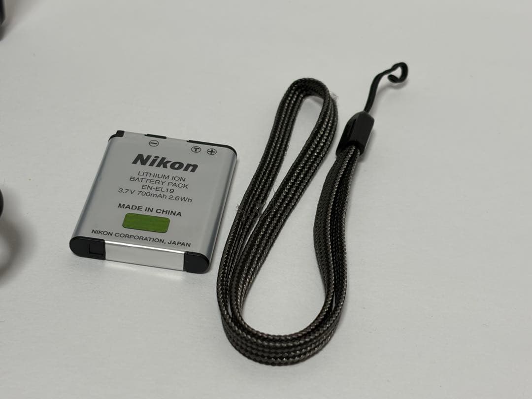 Compact Digital Camera Nikon Coolpix S2900Sl