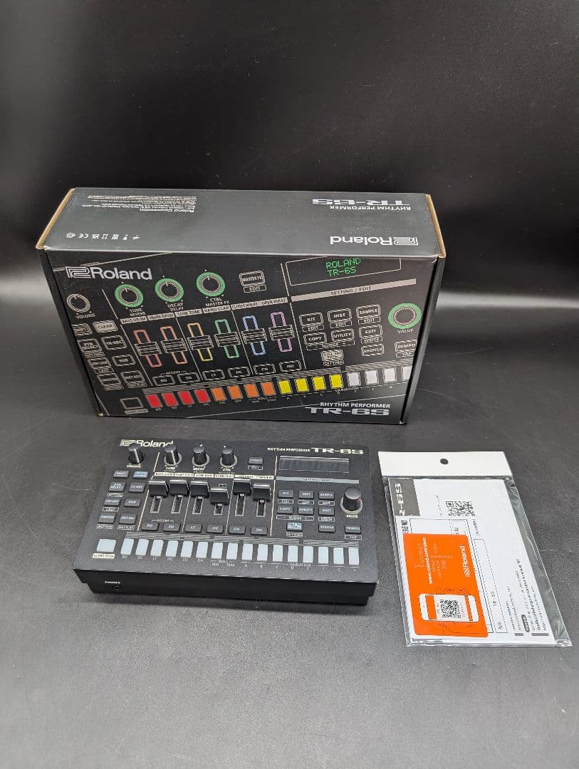Roland Rhythm Machines Tr-6S