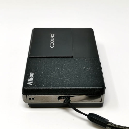 Nikon Compact Digital Camera Coolpix S70 Sd 256Mb Kkvksko1827