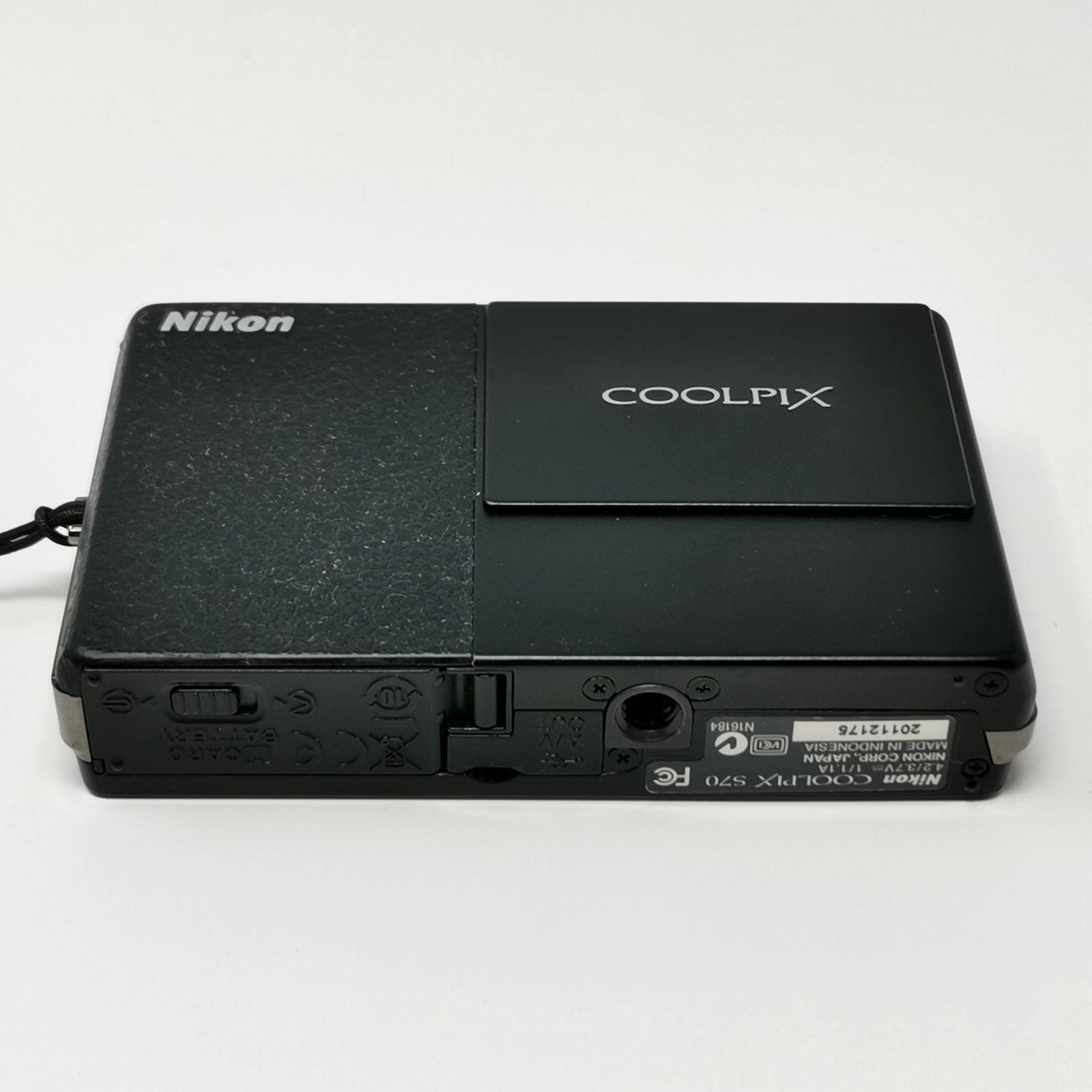 Nikon Compact Digital Camera Coolpix S70 Sd 256Mb Kkvksko1827