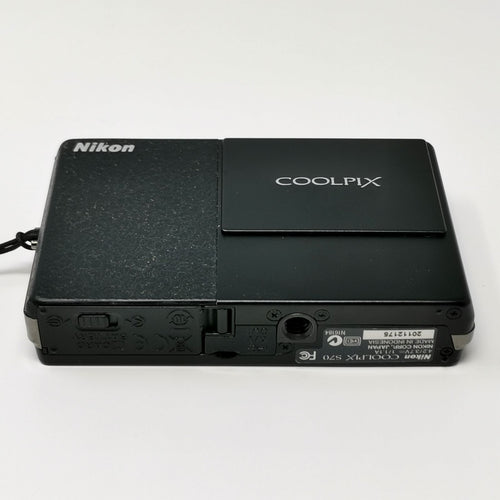 Nikon Compact Digital Camera Coolpix S70 Sd 256Mb Kkvksko1827